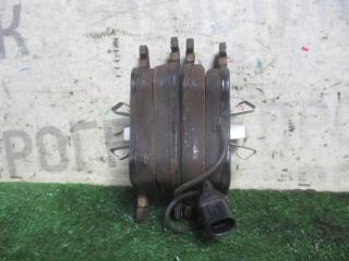 Запчасть колодки тормозные передние Audi A4