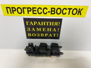 Блок управления стеклоподъемниками передний левый Toyota Land Cruiser