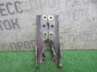 Запчасть крепление капота Mitsubishi Lancer Cedia