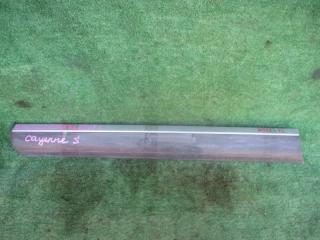 Запчасть молдинг двери передний левый Porsche Cayenne