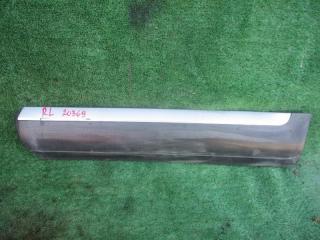 Запчасть молдинг двери задний левый Porsche Cayenne