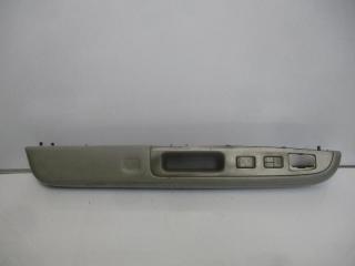 Запчасть обшивка боковой двери передняя левая Lincoln Navigator