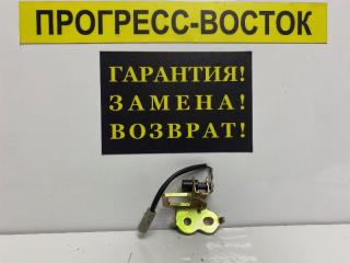 Запчасть петля замка багажника Toyota Corolla Levin