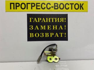 Фото запчасти петля крышки багажника Toyota Sprinter Trueno контрактная запчасть Запчасть петля крышки багажника Toyota Sprinter Trueno