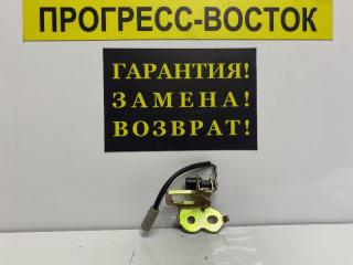 Фото запчасти петля крышки багажника Toyota Windom контрактная запчасть Запчасть петля крышки багажника Toyota Windom