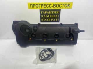 Клапанная крышка Nissan Tino