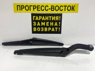 Дворник двери багажника Lexus GX460