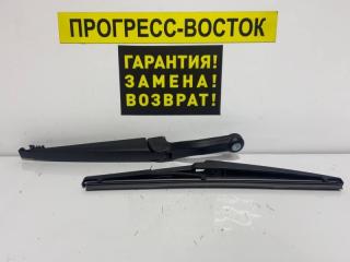 Дворник двери багажника Lexus GX460
