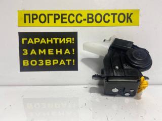 Замок двери багажника Lexus LX570