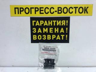 Запчасть замок бардачка Toyota Land Cruiser Prado