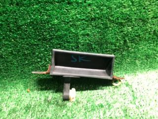 Фото запчасти ручка двери багажника Mazda Bongo контрактная запчасть Запчасть ручка двери багажника Mazda Bongo