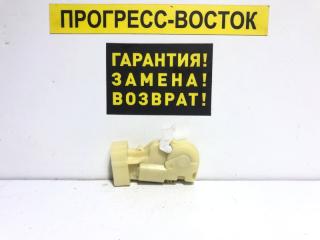 Активатор замка двери передний правый RX300 MCU15