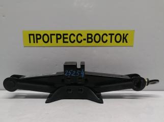 Домкрат Subaru