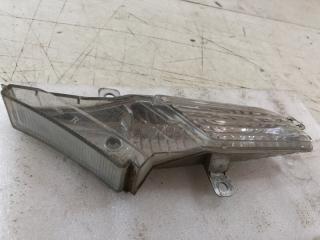 Запчасть повторитель поворота в бампер передний правый Porsche Cayenne 2007-2010