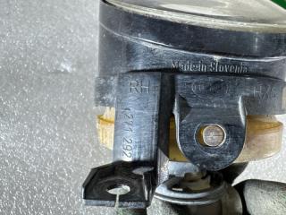 ПТФ передний правый Jetta 2005-2010 5