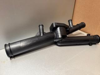 Запчасть патрубок термостата Porsche Cayenne 2010-2018