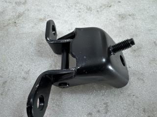 Запчасть петля двери задняя правая Nissan Note 2005–2013