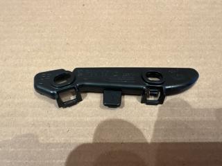 Фото запчасти кронштейн бампера передний правый BMW 3-Series 2015-2020 новая запчасть Запчасть кронштейн бампера передний правый BMW 3-Series 2015-2020