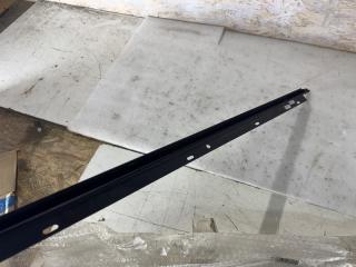 Молдинг двери передний левый A6 2004–2010 C6