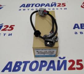 Датчик положения коленвала Mazda Denso WLA118221B