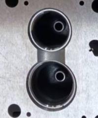 Головка блока цилиндров в сборе Mitsubishi MD996449 4D32 AFRMD996449 новая