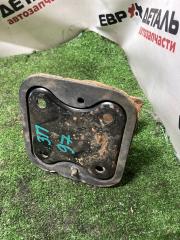 Запчасть кронштейн усилителя бампера задний правый BMW 525XI E60 2006