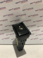 Запчасть кнопка обогрева сидений правая Geely MK 2012