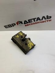 Запчасть замок боковой двери задний левый Audi 80 B3 1989