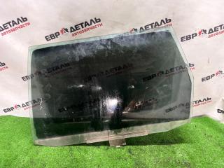 Запчасть стекло двери заднее левое Volkswagen Passat B4 1994