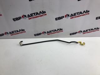 Фото запчасти упор капота Ford Focus 1 2000 Б/У запчасть Запчасть упор капота Ford Focus 1 2000