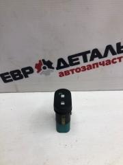 Фото запчасти кнопка центрального замка передняя правая Ford Focus 1 2000 Б/У запчасть Запчасть кнопка центрального замка передняя правая Ford Focus 1 2000