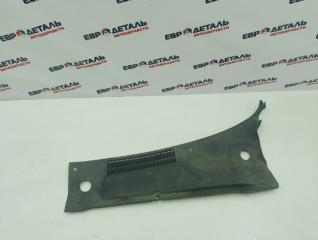 Запчасть решетка под лобовое стекло Chevrolet lanos 2008