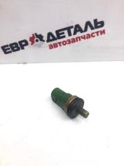 Запчасть датчик температуры охлаждающей жидкости Volkswagen Passat b5+ 2002
