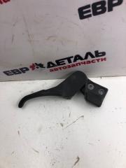 Запчасть ручка открывания капота Volkswagen Passat b5+ 2002