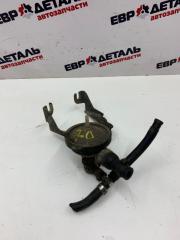 Запчасть клапан вентиляции топливного бака Audi 80 B3 1990