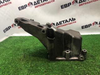 Фото запчасти кронштейн гидроусилителя руля Mercedes Benz W202 1998 Б/У запчасть Запчасть кронштейн гидроусилителя руля Mercedes Benz W202 1998