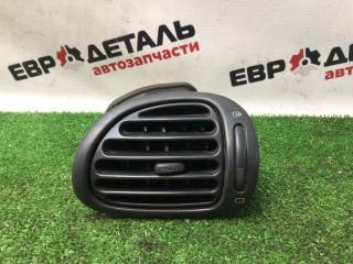 Запчасть дефлектор воздушный передний правый Peugeot 206 2008