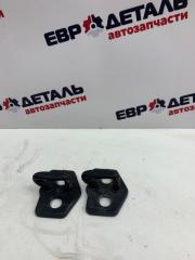 Запчасть ответная часть замка двери Volvo XC 90 2003