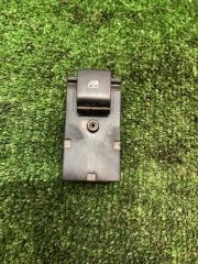 Запчасть кнопка стеклоподъемника задняя левая Opel Astra J 2011