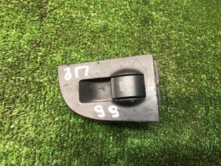 Запчасть кнопка стеклоподъемника задняя правая Audi A6 2000