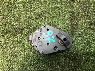 Запчасть сервопривод заслонок печки BMW 525XI E60 2006