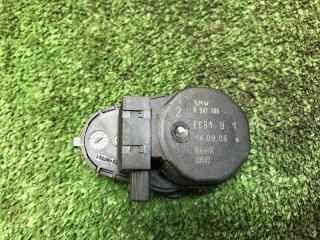 Запчасть сервопривод заслонок печки BMW 525XI E60 2006