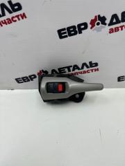 Фото запчасти ручка двери внутренняя левая Toyota Corolla E150 2008 Б/У запчасть Запчасть ручка двери внутренняя левая Toyota Corolla E150 2008