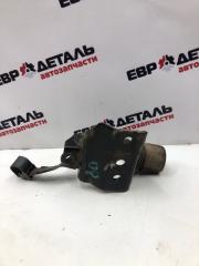 Фото запчасти кронштейн Toyota Corolla E150 2008 Б/У запчасть Запчасть кронштейн Toyota Corolla E150 2008