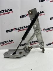 Фото запчасти петля крышки багажника задняя правая Dodge Stratus 2001 Б/У запчасть Запчасть петля крышки багажника задняя правая Dodge Stratus 2001