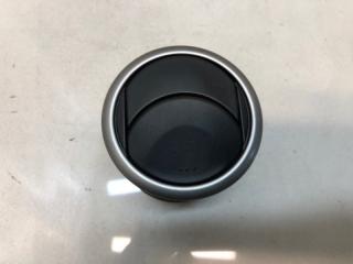 Запчасть дефлектор воздушный передний правый Mazda 3 2008