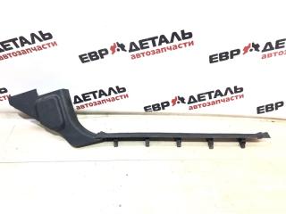 Фото запчасти накладка на порог салона передняя правая Ssang Yong Kyron 2013 Б/У запчасть Запчасть накладка на порог салона передняя правая Ssang Yong Kyron 2013