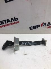 Запчасть ограничитель двери передний правый NIssan Almera G15 2014