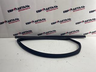 Запчасть уплотнитель стекла двери задний левый NIssan Almera G15 2014