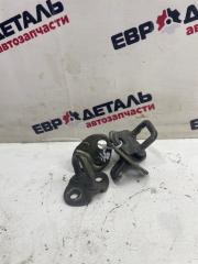 Запчасть ответная часть замка двери Mitsubishi Space Runner 1997